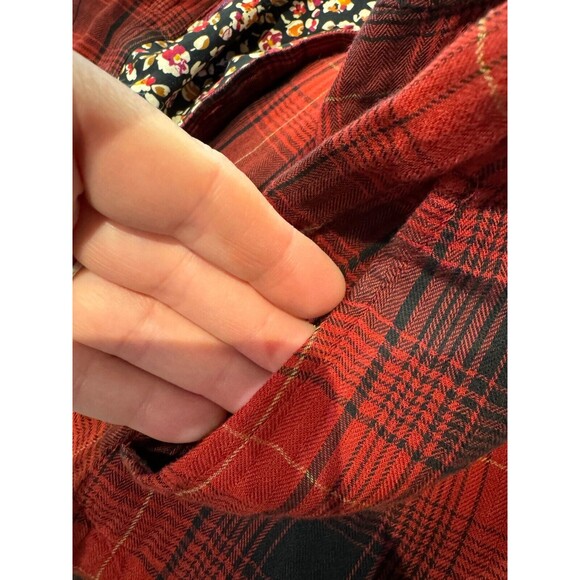 J. Jill Plaid Flannel Long Sleeve Size XS Red Black Tunic Length Button Up Shirt - Picture 7 of 9